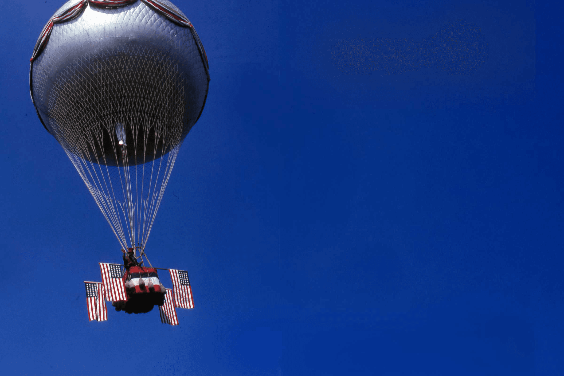 MFF_Balloons_Slide-002_slide-ToFly-EB50Header-HP3